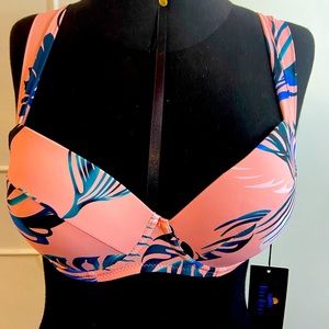 Tropical Push-Up swimsuit